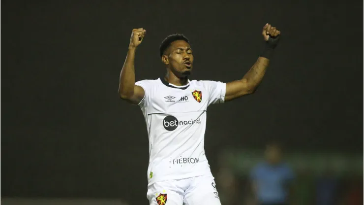 Pablo Dyego, jogador do Sport, durante a partida contra o Flamengo de Arcoverde, pelo Campeonato Pernambucano 2024.