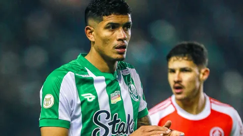 Lucas Barbosa, jogador do Juventude.