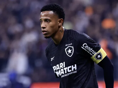 Artur Jorge toma decisão 'inusitada' sobre Tchê Tchê no Botafogo