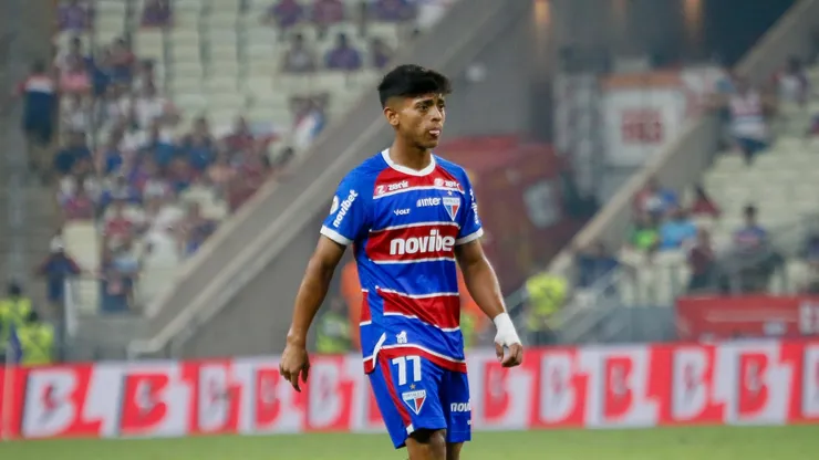 Kervin Andrade jogador do Fortaleza durante partida contra o Vitoria no estádio Arena Castelão pelo campeonato Brasileiro A 2024. Foto: Baggio Rodrigues/AGIF