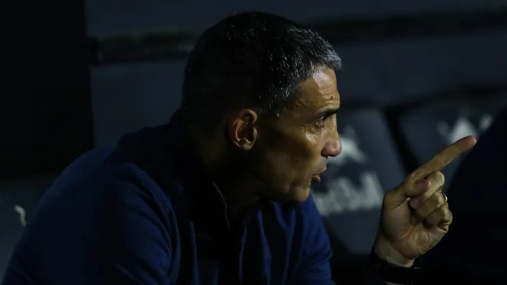 Vojvoda, técnico do Fortaleza, durante partida contra o RB Bragantino no estádio Nabi Abi Chedid, pelo Campeonato Brasileiro.