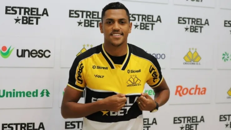Apresentação de Pedro Rocha no Criciúma. Foto: Celso da Luz/ Assessoria de imprensa Criciúma E.C.