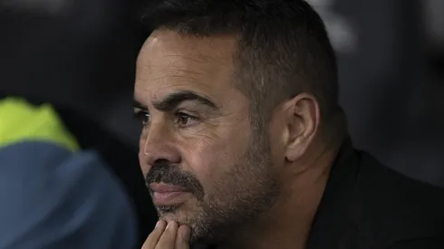 Artur Jorge técnico do Botafogo durante partida contra o Cruzeiro no estadio Engenhao pelo campeonato Brasileiro A 2024. Foto: Jorge Rodrigues/AGIF