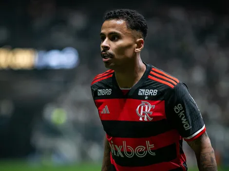 Allan surpreende, vira notícia no Flamengo e Tite fica sabendo