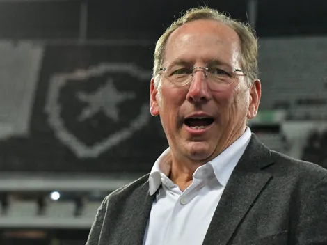 Textor acerta salários com lateral para o Botafogo, alvo de Marcos Braz