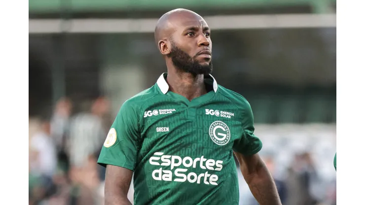 Allano durante confronto contra o Coritiba na Série A.