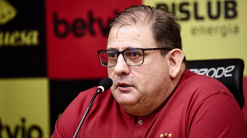 Foto: Paulo Paiva/ Sport Recife – Guto Ferreira durante apresentação no Sport.