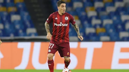 Josue of Legia Warszawa runs with the ball during the UEFA Europa League group C match between SSC Napoli and Legia Warszawa at Stadio Diego Armando Maradona on October 21, 2021 in Naples, Italy.