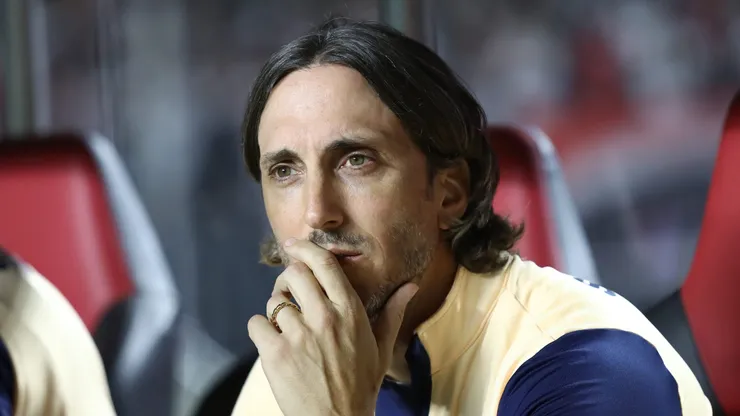 Luis Zubeldia tecnico do Sao Paulo durante partida contra o Flamengo no estadio Morumbi pelo campeonato Brasileiro A 2024. Foto: Marco Miatelo/AGIF