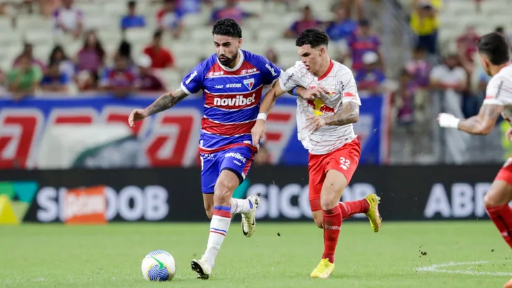 Britez jogador do Fortaleza durante partida contra o Bragantino no estádio Arena Castelão pelo campeonato Brasileiro A 2024. Foto: Lucas Emanuel/AGIF