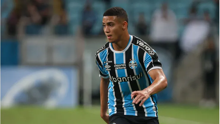 Gustavo Nunes jogador do Grêmio