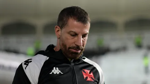 Pedrinho presidente do Vasco durante partida contra o Bragantino no estadio Sao Januario pelo campeonato Brasileiro A 2024. Direção descartou atacante