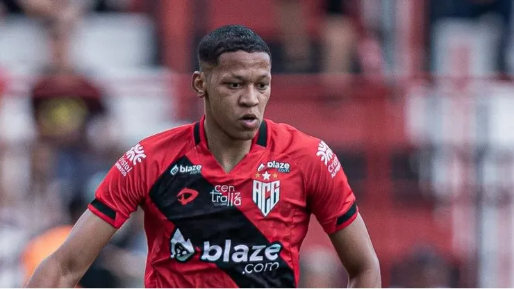 Adriano Martins fala sobre momento ruim do Atlético-GO.