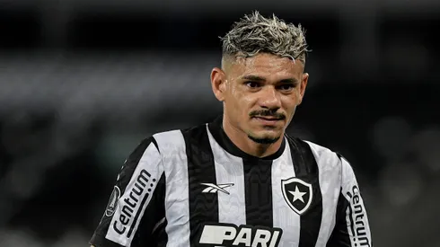 Tiquinho Soares jogador do Botafogo