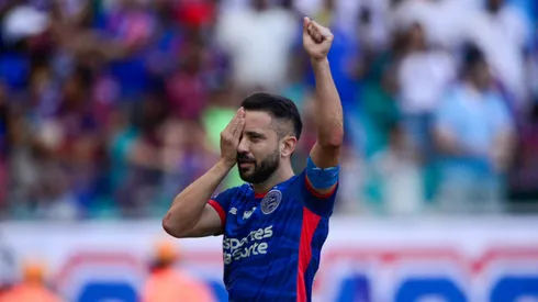 Everton Ribeiro jogador do Bahia comemora seu gol durante partida contra o Vitoria no estádio Arena Fonte Nova pelo campeonato Brasileiro A 2024. Foto: Jhony Pinho/AGIF
