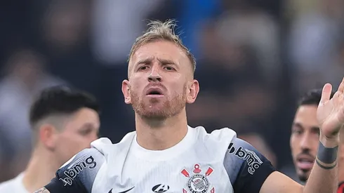 Pedro Henrique fala sobre titular do Corinthians.