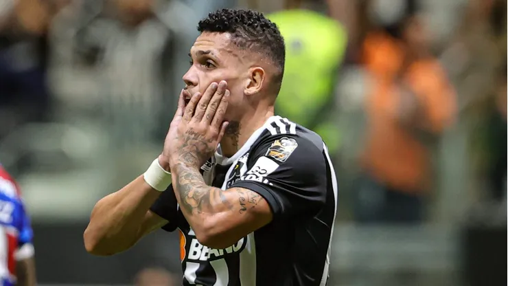 Paulinho, jogador do Atlético-MG.