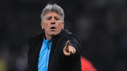 Renato define escalação do Grêmio.