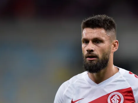 Sóbis cria polêmica envolvendo atacante do Internacional