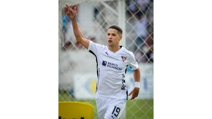 Alex Arce, atacante da LDU. Foto: Divulgação/LDU