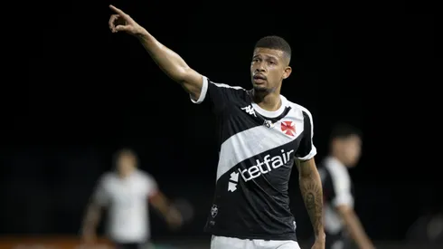 Joao Victor jogador do Vasco durante partida contra o Vitoria no estadio Sao Januario pelo campeonato Brasileiro A 2024.
