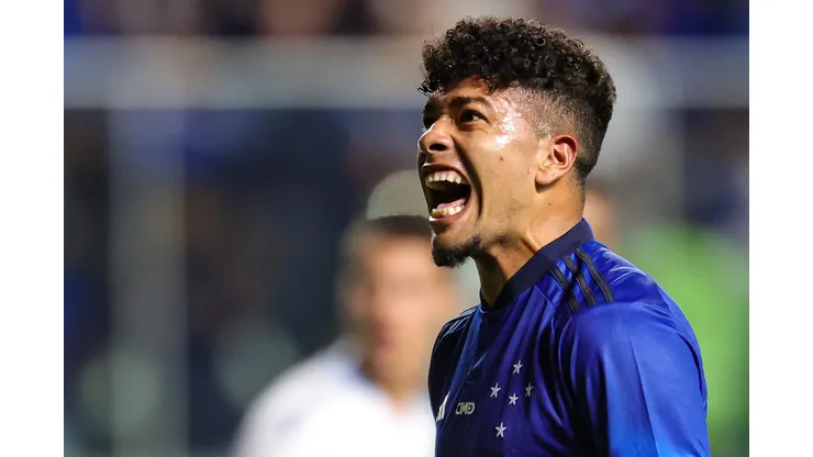 Machado durante confronto contra o Grêmio no Campeonato Brasileiro de 2023.
