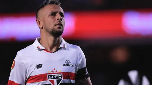 Rafinha durante confronto contra o Novorizontino no Campeonato Paulista de 2024.