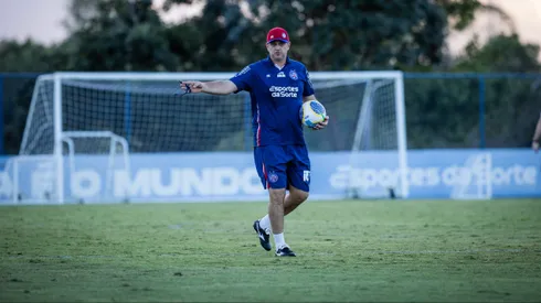 Bahia recebe notícia sobre o Vitória e Ceni comemora (Imagem: Divulgação/EC Bahia)