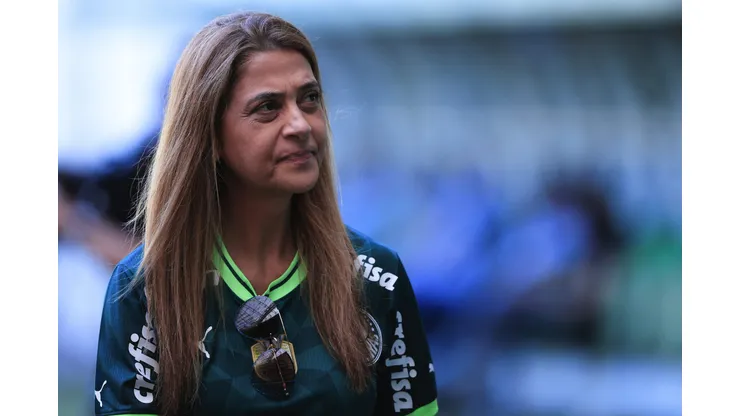 Leila Pereira antes do confronto contra o Botafogo no Brasileirão de 2023.