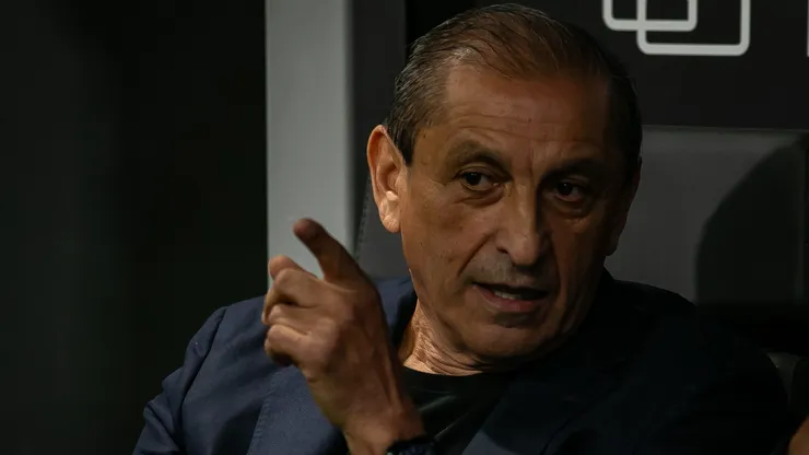 Ramon Diaz tecnico do Corinthians durante partida contra o Atletico-MG no estadio Arena MRV pelo campeonato Brasileiro A 2024. Foto: Fernando Moreno/AGIF