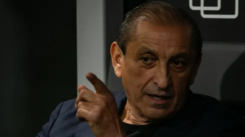 Ramón Díaz, treinador do Corinthians.