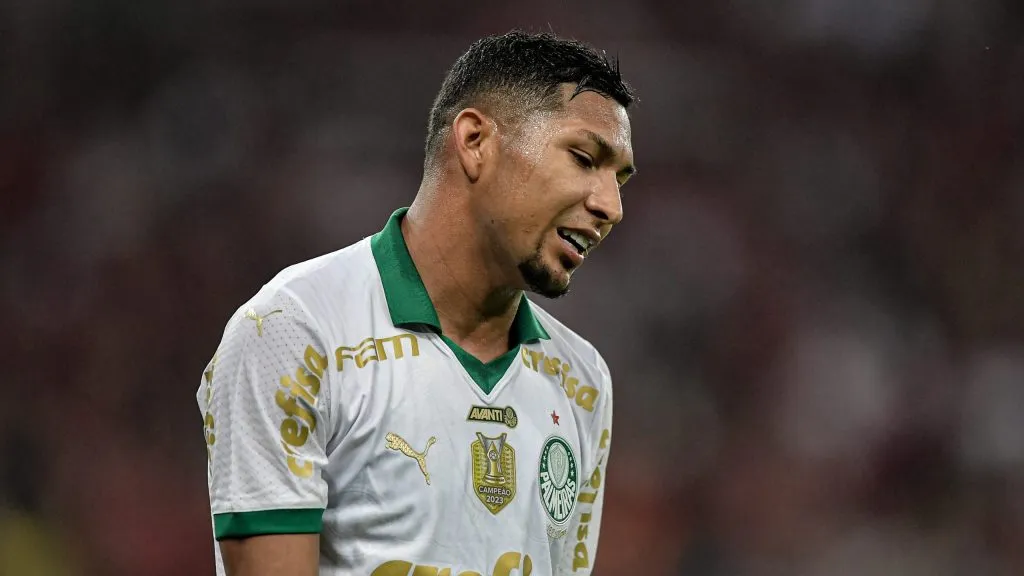 Rony, durante partida da Copa do Brasil 2024 - Foto: Thiago Ribeiro/AGIF.