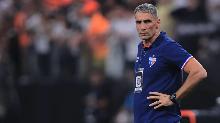 Juan Pablo Vojvoda, técnico do Fortaleza, durante partida contra o Corinthians na Neo Química Arena, pela Copa Sul-Americana.