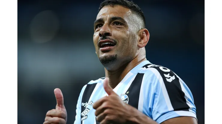 Diego Souza durante confronto contra o CSA na Série B de 2022.
