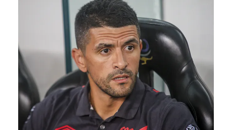 Lucho durante confronto contra o Coritiba no Campeonato Paranaense de 2022.