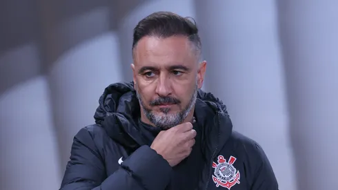 Vitor Pereira vira assunto no Corinthians.