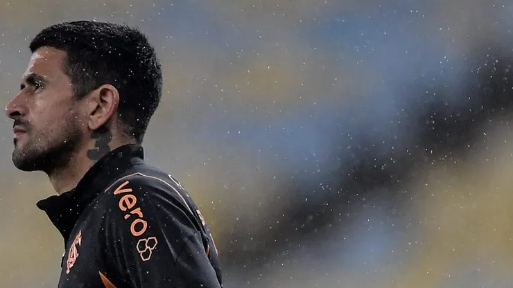 RJ - RIO DE JANEIRO - 26/08/2023 - BRASILEIRO A 2023, FLAMENGO X INTERNACIONAL - Lucho Gonzalez tecnico do Internacional durante partida contra o Flamengo no estadio Maracana pelo campeonato Brasileiro A 2023. Foto: Thiago Ribeiro/AGIF