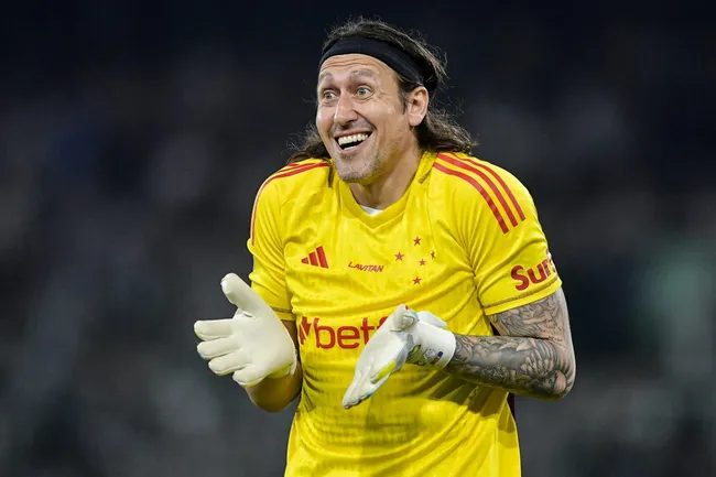 Cássio jogando no Cruzeiro