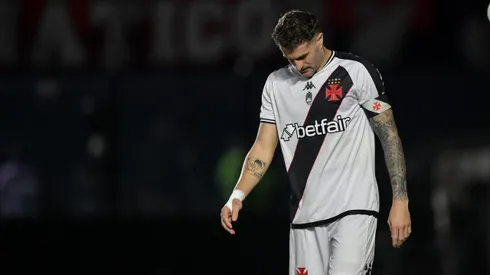 Vegetti jogador do Vasco durante partida contra o Athletico-PR (Foto: Thiago Ribeiro/AGIF)