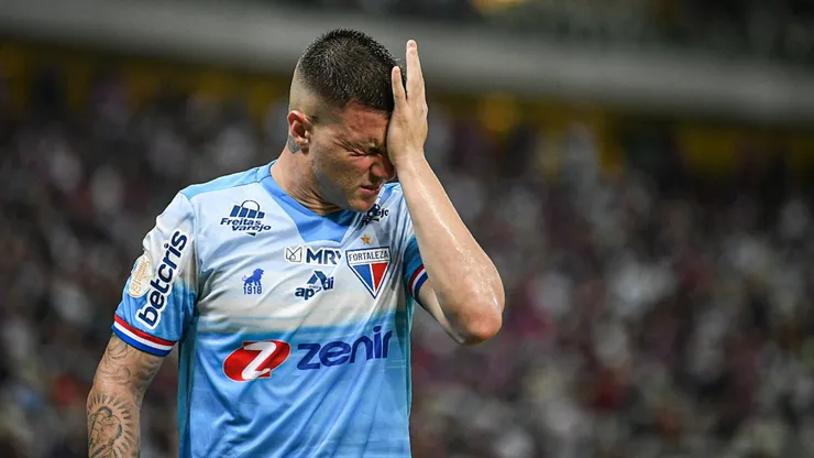 Renato Kayser jogador do Fortaleza durante partida contra o CRB no estadio Arena Castelao pelo campeonato Copa do Nordeste 2022.