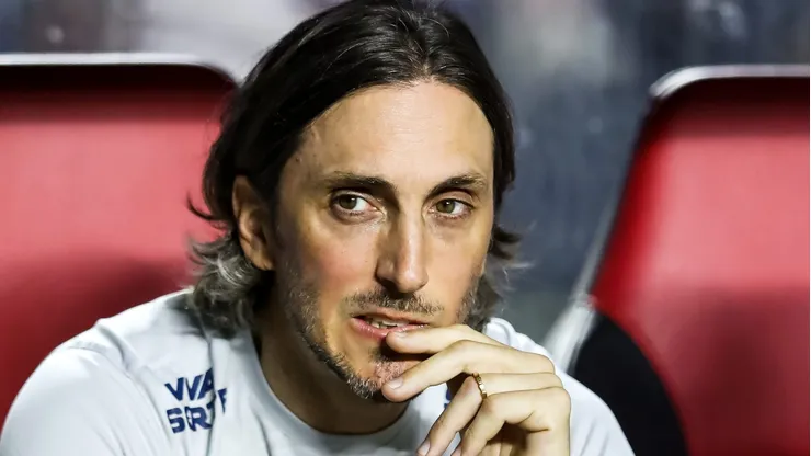 Zubeldía tem desfalque para encarar o Botafogo.