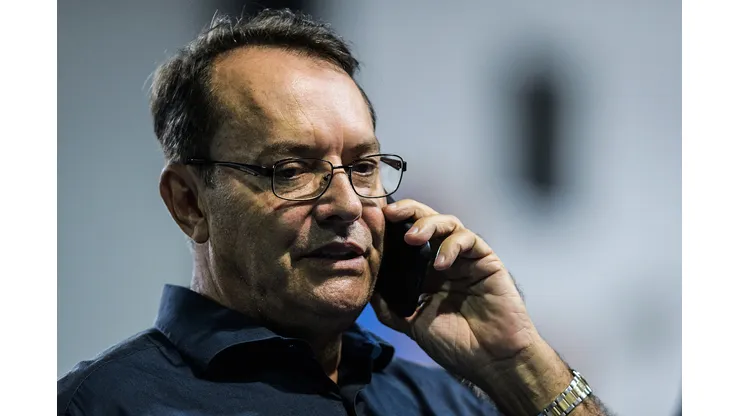 Foto: Gustavo Aleixo/Cruzeiro - Pedro Lourenço durante reunião em 2022.
