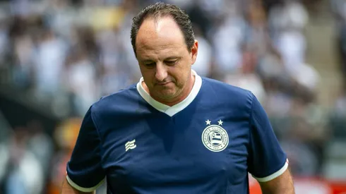 Rogério Ceni, técnico do Bahia, durante partida contra o Atlético-MG na Arena MRV, pelo Campeonato Brasileiro.