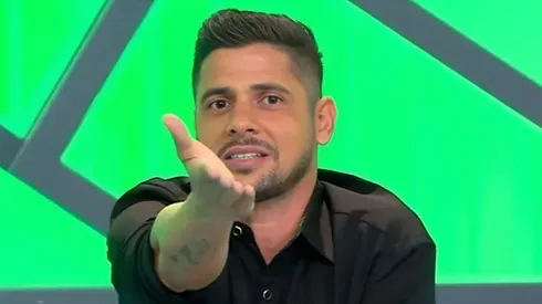 Cicinho crava Zubeldía demitido do São Paulo após Mano Menezes cair do Fluminense – Foto: Reprodução/SBT.