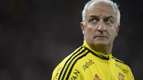 Dorival Júnior durante passagem pelo Flamengo em 2022.