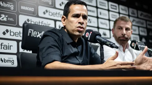 Marcelo Sant'Ana durante coletiva com Vasco. Foto: Leandro Amorim/Vasco