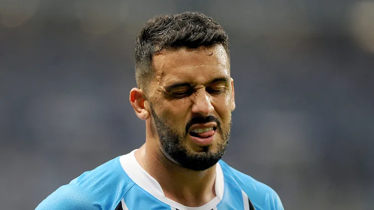 Jogador Edilson do gremio durante partida na Arena do Gremio pelo Brasileiro A 2017. Lateral mandou recado ao clube