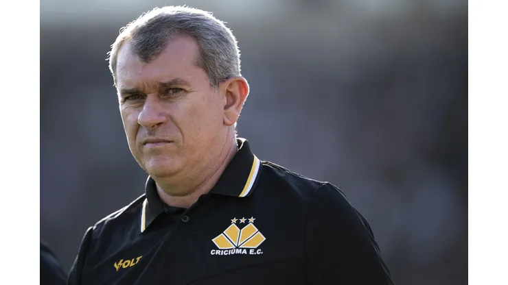 Tencati durante confronto contra o Vasco no Brasileirão 2024.
