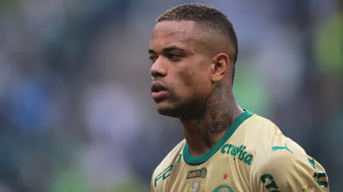 Caio Paulista jogador do Palmeiras durante partida contra o Criciuma no estadio Arena Allianz Parque pelo campeonato Brasileiro A 2024. Lateral vive situação complicada na carreira