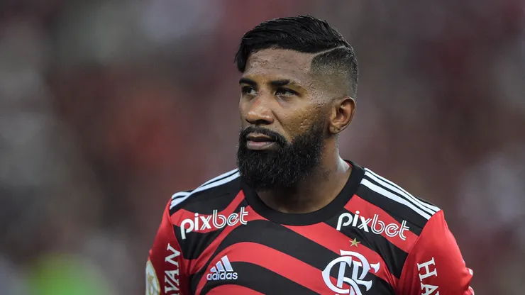 Rodinei durante partida do Flamengo contra o Bragantino no estádio Maracanã pelo campeonato Brasileiro A 2022. Foto: Thiago Ribeiro/AGIF